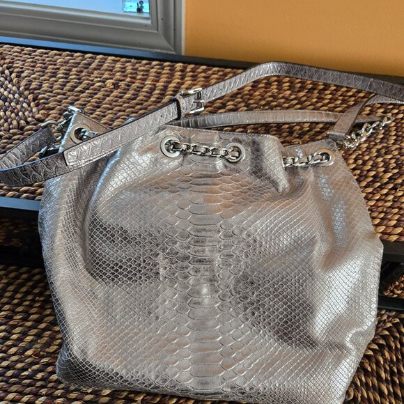 MICHAEL KORS BAG - Picture 2 of 4